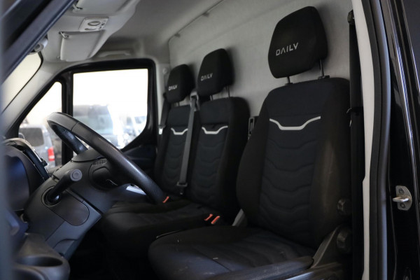 Iveco Daily 35S18 L4/H3 AUTOMAAT 180PK LED CAMERA CLIMA Imperiaal-Trap 3500K TREKHAAK LEASE V/A €178,- p.m. INRUIL MOG