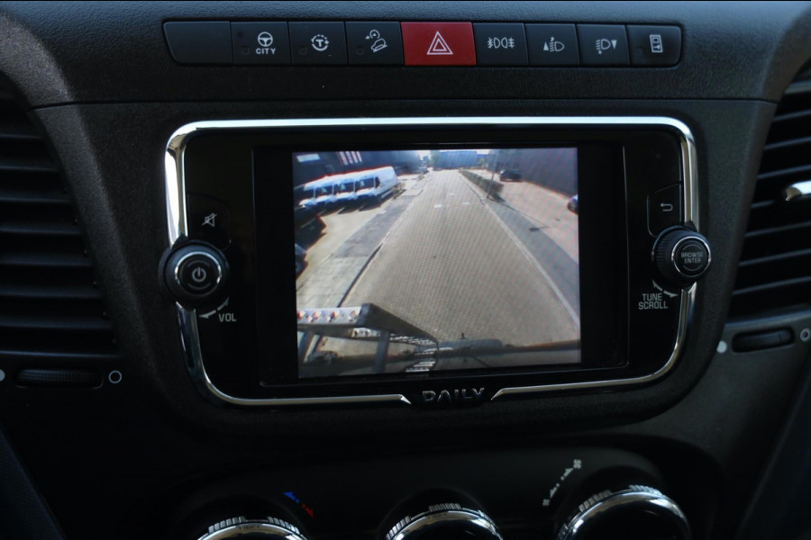 Iveco Daily 35S18 L4/H3 AUTOMAAT 180PK LED CAMERA CLIMA Imperiaal-Trap 3500K TREKHAAK LEASE V/A €178,- p.m. INRUIL MOG