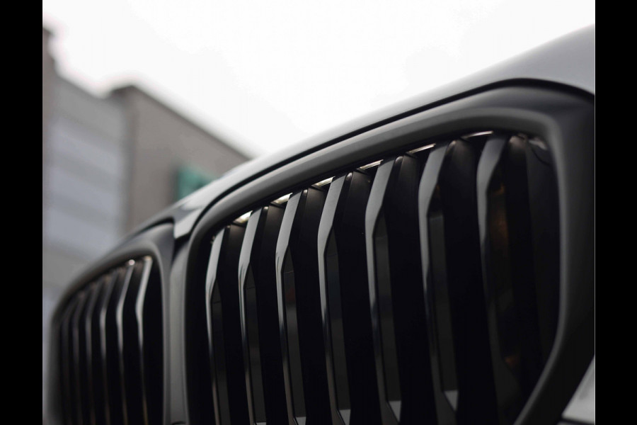 BMW X5 50e xDrive | Sky - HUD - Trekhaak - ACC - H/K BMW X5 50e xDrive | Sky - HUD - Trekhaak - ACC - H/K