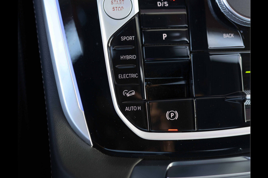 BMW X5 50e xDrive | Sky - HUD - Trekhaak - ACC - H/K BMW X5 50e xDrive | Sky - HUD - Trekhaak - ACC - H/K