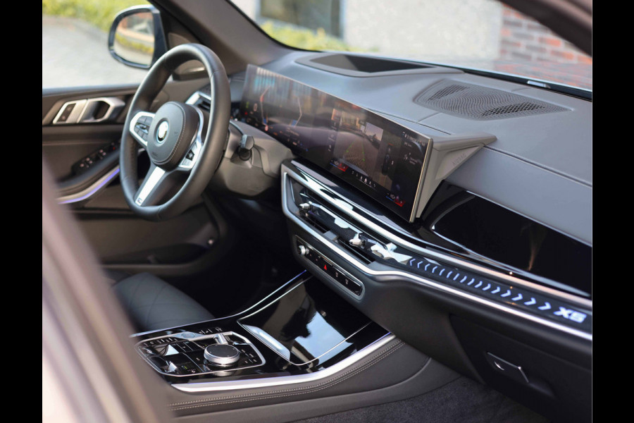 BMW X5 50e xDrive | Sky - HUD - Trekhaak - ACC - H/K BMW X5 50e xDrive | Sky - HUD - Trekhaak - ACC - H/K