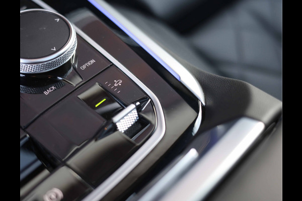 BMW X5 50e xDrive | Sky - HUD - Trekhaak - ACC - H/K BMW X5 50e xDrive | Sky - HUD - Trekhaak - ACC - H/K