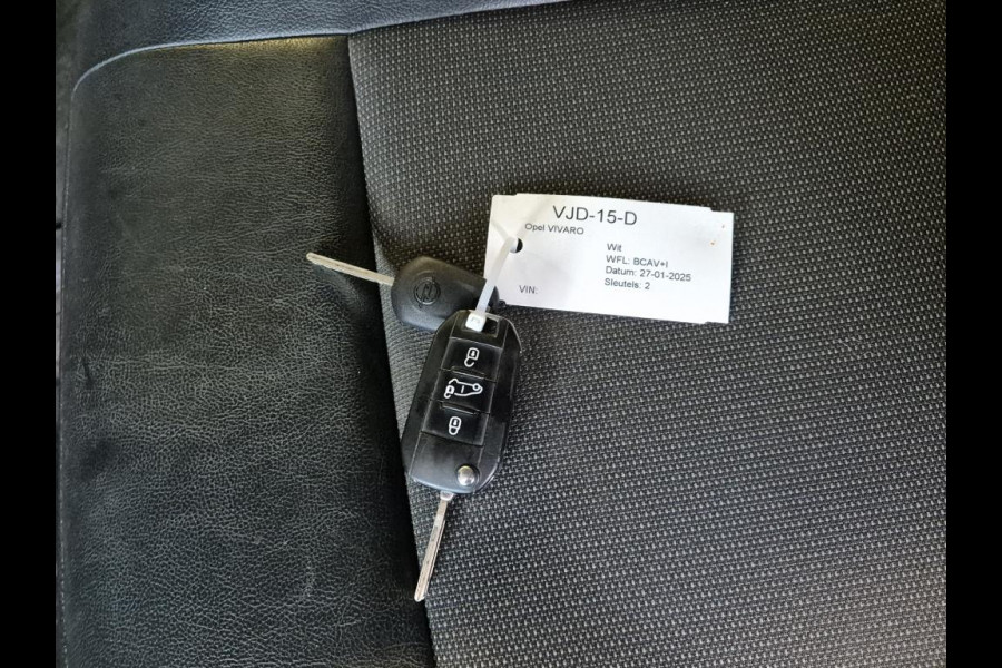 Opel Vivaro 2.0 CDTI L2H1 Edition/Imperiaal/Camera/Trekhaak Opel Vivaro 2.0 CDTI L2H1 Edition/Imperiaal/Camera/Trekhaak