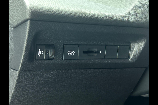 Peugeot 408 1.2 PureTech Allure 130 Automaat Navigatie | Carplay/Android Auto | Climate Control | Adaptive Cruise Control | Virtual cockpit | PDC VA + 360 Camera | Full LED  | LM Velgen Peugeot 408 1.2 PureTech Allure 130 Automaat Navigatie | Carplay/Android Auto | Climate Control | Adaptive Cruise Control | Virtual cockpit | PDC VA + 360 Camera | Full LED  | LM Velgen
