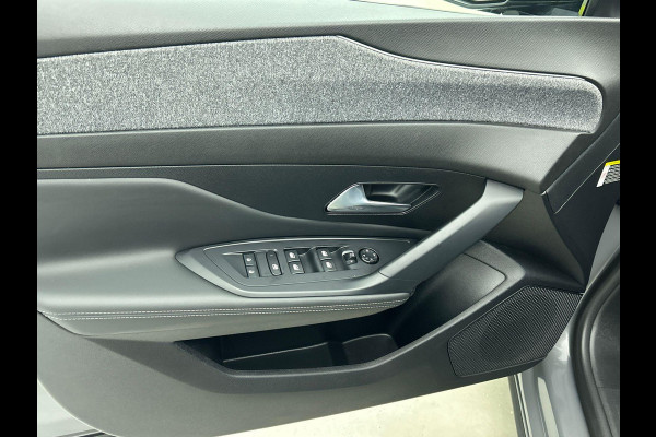 Peugeot 408 1.2 PureTech Allure 130 Automaat Navigatie | Carplay/Android Auto | Climate Control | Adaptive Cruise Control | Virtual cockpit | PDC VA + 360 Camera | Full LED  | LM Velgen Peugeot 408 1.2 PureTech Allure 130 Automaat Navigatie | Carplay/Android Auto | Climate Control | Adaptive Cruise Control | Virtual cockpit | PDC VA + 360 Camera | Full LED  | LM Velgen