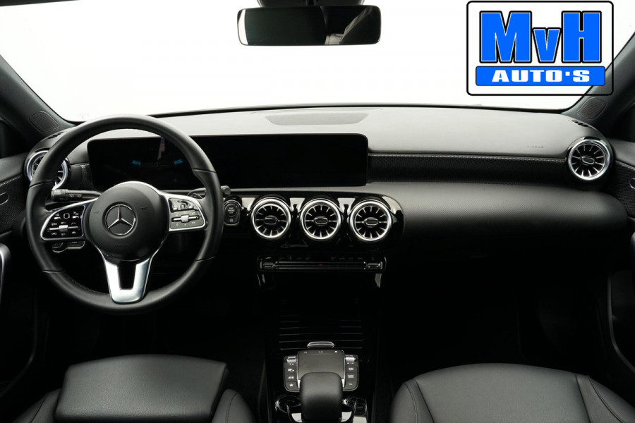Mercedes-Benz A-Klasse 180 Premium Plus|PARELMOER|SFEERVERL|CAMERA