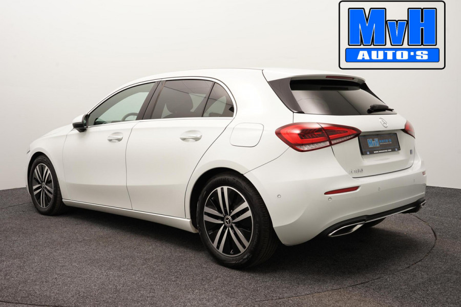 Mercedes-Benz A-Klasse 180 Premium Plus|PARELMOER|SFEERVERL|CAMERA