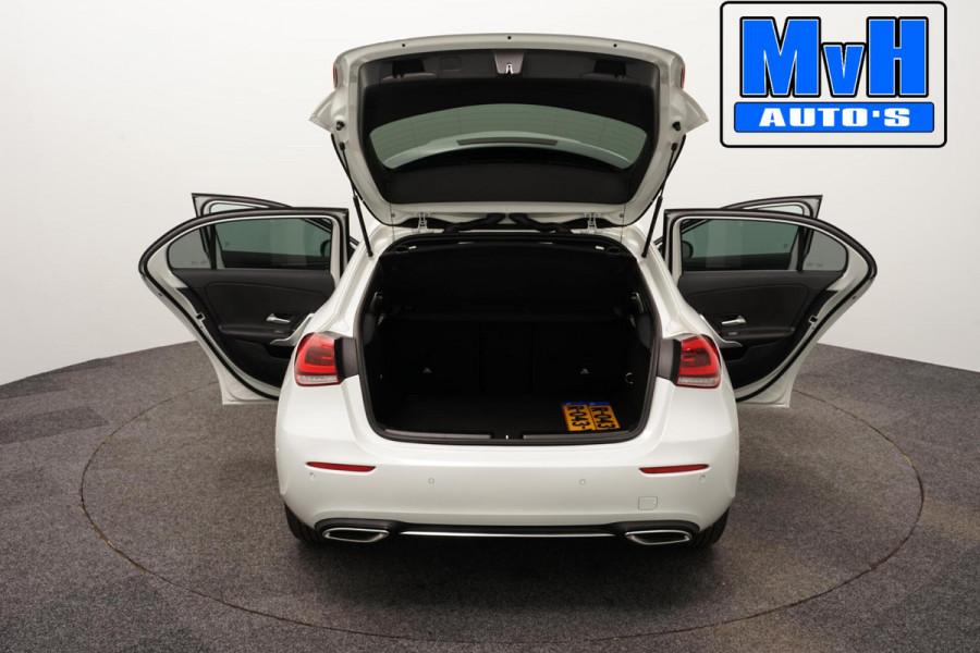 Mercedes-Benz A-Klasse 180 Premium Plus|PARELMOER|SFEERVERL|CAMERA