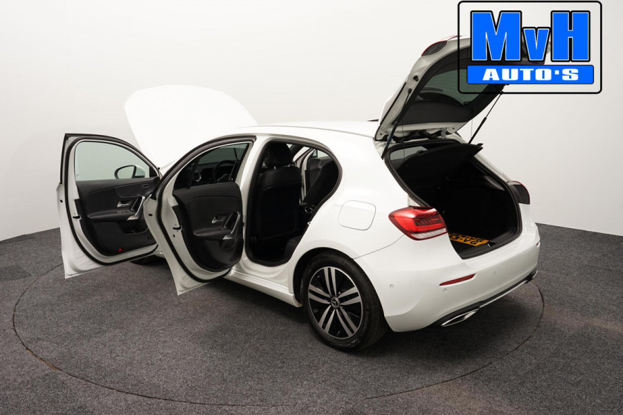 Mercedes-Benz A-Klasse 180 Premium Plus|PARELMOER|SFEERVERL|CAMERA
