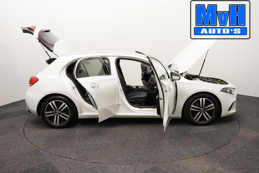 Mercedes-Benz A-Klasse 180 Premium Plus|PARELMOER|SFEERVERL|CAMERA