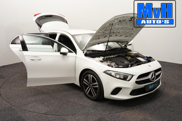 Mercedes-Benz A-Klasse 180 Premium Plus|PARELMOER|SFEERVERL|CAMERA