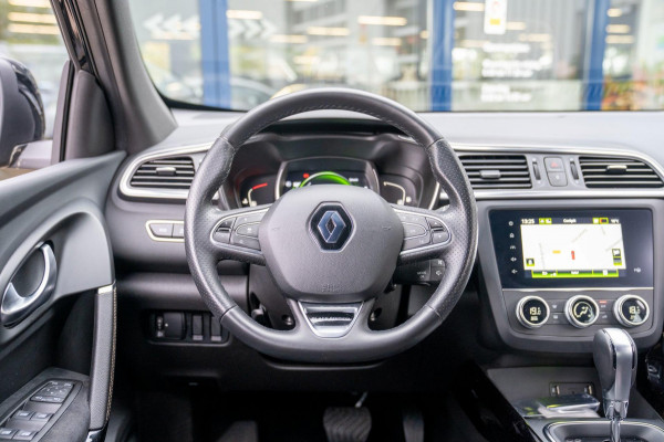 Renault Kadjar 1.3 TCe Black Edition Automaat | Prijs rijklaar incl. 12 mnd garantie | Trekhaak Navi Bose Blindspot Verw stoelen Renault Kadjar 1.3 TCe Black Edition Automaat | Prijs rijklaar incl. 12 mnd garantie | Trekhaak Navi Bose Blindspot Verw stoelen