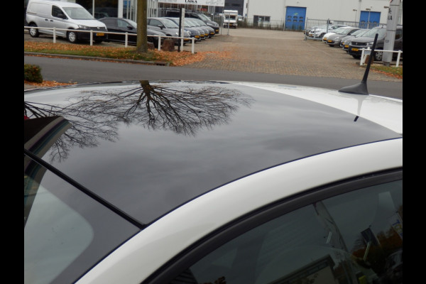 Fiat 500 Hybrid | Dolcevita | Apple Carplay / Andr. Auto | Cruise ctrl Fiat 500 Hybrid | Dolcevita | Apple Carplay / Andr. Auto | Cruise ctrl