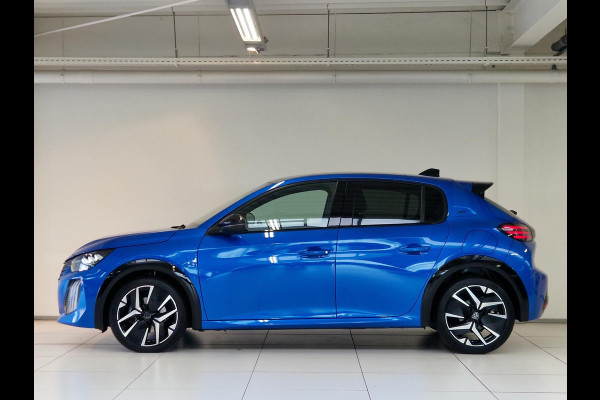 Peugeot 208 Hybrid 136 e-DCS6 GT | Automaat | Panoramadak | Draadloze telefoonlader | Achteruitrijcamera