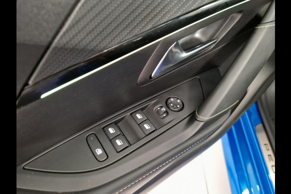 Peugeot 208 Hybrid 136 e-DCS6 GT | Automaat | Panoramadak | Draadloze telefoonlader | Achteruitrijcamera