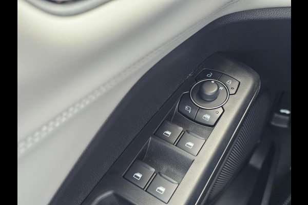 Ford Puma Gen-E 44 kWh 169pk | SCI | Winterpack | Comfortpack | Rijklaar |