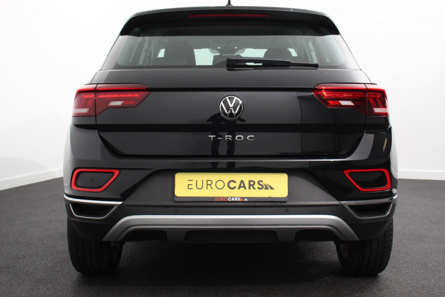 Volkswagen T-Roc 1.5 TSI DSG Style | Navigatie | Wireless App connect | Adaptive Cruise Control | Park Assist | Camera | Parkeersensoren | IQ Drive pakket | Stoel- en stuurwielverwarming | Virtual cockpit | Elektrische achterklep | Full LED koplampen