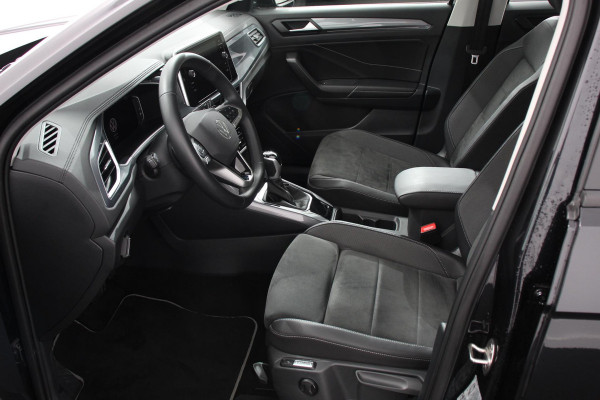 Volkswagen T-Roc 1.5 TSI DSG Style | Navigatie | Wireless App connect | Adaptive Cruise Control | Park Assist | Camera | Parkeersensoren | IQ Drive pakket | Stoel- en stuurwielverwarming | Virtual cockpit | Elektrische achterklep | Full LED koplampen