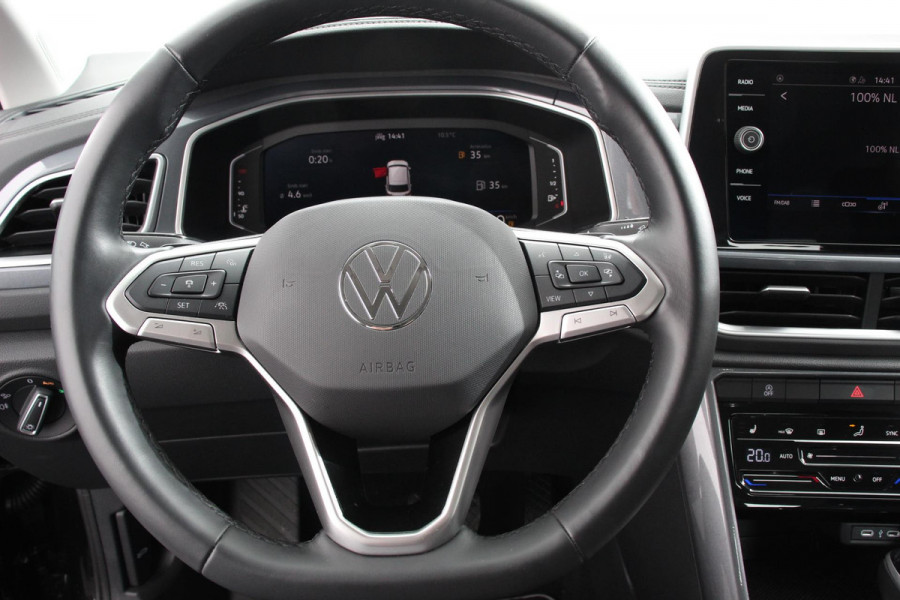 Volkswagen T-Roc 1.5 TSI DSG Style | Navigatie | Wireless App connect | Adaptive Cruise Control | Park Assist | Camera | Parkeersensoren | IQ Drive pakket | Stoel- en stuurwielverwarming | Virtual cockpit | Elektrische achterklep | Full LED koplampen