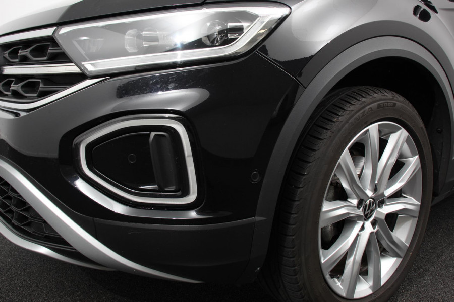 Volkswagen T-Roc 1.5 TSI DSG Style | Navigatie | Wireless App connect | Adaptive Cruise Control | Park Assist | Camera | Parkeersensoren | IQ Drive pakket | Stoel- en stuurwielverwarming | Virtual cockpit | Elektrische achterklep | Full LED koplampen