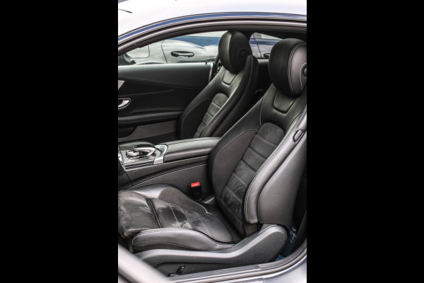 Mercedes-Benz C-Klasse Coupé 180 AMG *Pano*Camera*Magno kleur*Multibeam* Mercedes-Benz C-Klasse Coupé 180 AMG *Pano*Camera*Magno kleur*Multibeam*
