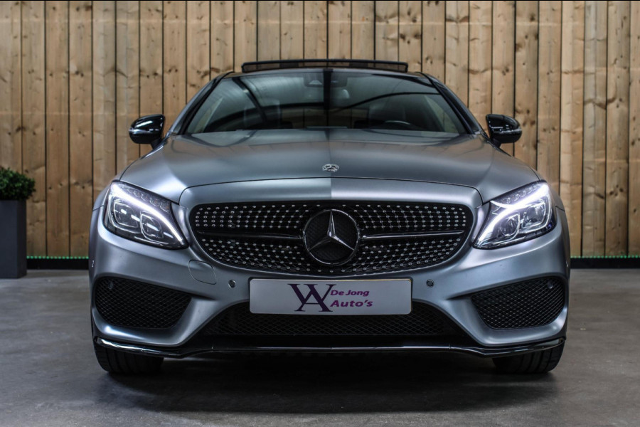Mercedes-Benz C-Klasse Coupé 180 AMG *Pano*Camera*Magno kleur*Multibeam* Mercedes-Benz C-Klasse Coupé 180 AMG *Pano*Camera*Magno kleur*Multibeam*