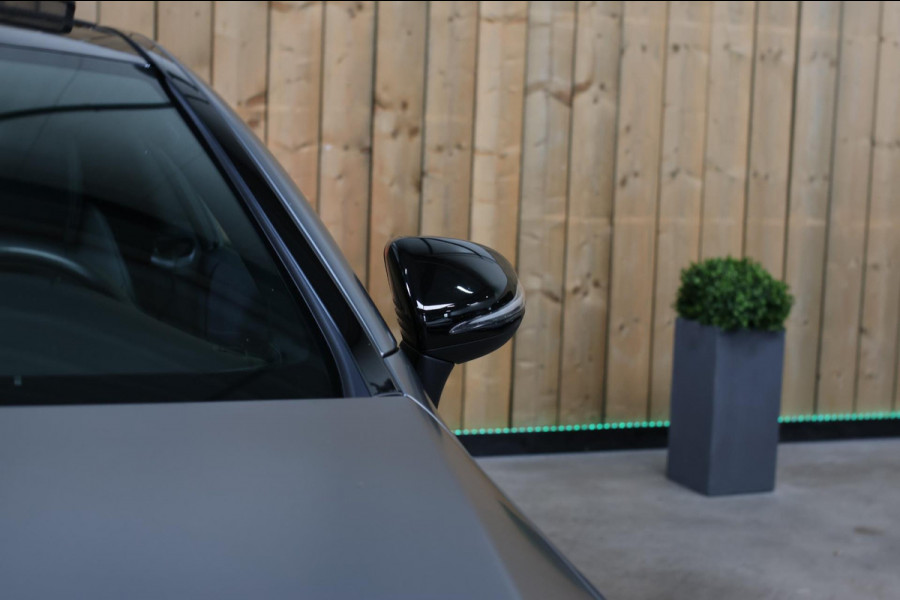 Mercedes-Benz C-Klasse Coupé 180 AMG *Pano*Camera*Magno kleur*Multibeam* Mercedes-Benz C-Klasse Coupé 180 AMG *Pano*Camera*Magno kleur*Multibeam*