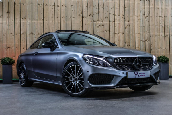 Mercedes-Benz C-Klasse Coupé 180 AMG *Pano*Camera*Magno kleur*Multibeam* Mercedes-Benz C-Klasse Coupé 180 AMG *Pano*Camera*Magno kleur*Multibeam*