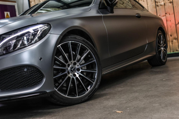 Mercedes-Benz C-Klasse Coupé 180 AMG *Pano*Camera*Magno kleur*Multibeam* Mercedes-Benz C-Klasse Coupé 180 AMG *Pano*Camera*Magno kleur*Multibeam*