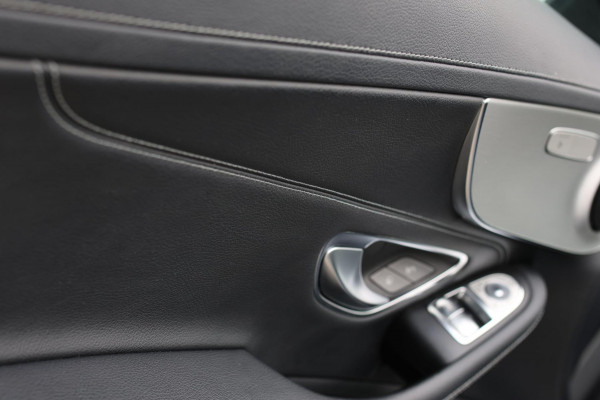 Mercedes-Benz C-Klasse Coupé 180 AMG *Pano*Camera*Magno kleur*Multibeam* Mercedes-Benz C-Klasse Coupé 180 AMG *Pano*Camera*Magno kleur*Multibeam*