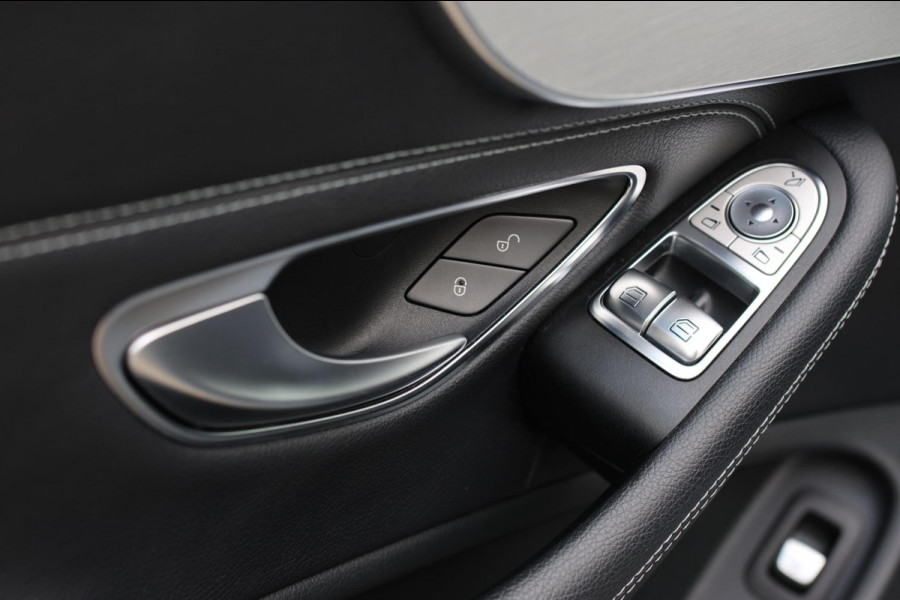 Mercedes-Benz C-Klasse Coupé 180 AMG *Pano*Camera*Magno kleur*Multibeam* Mercedes-Benz C-Klasse Coupé 180 AMG *Pano*Camera*Magno kleur*Multibeam*