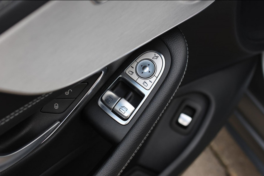 Mercedes-Benz C-Klasse Coupé 180 AMG *Pano*Camera*Magno kleur*Multibeam* Mercedes-Benz C-Klasse Coupé 180 AMG *Pano*Camera*Magno kleur*Multibeam*