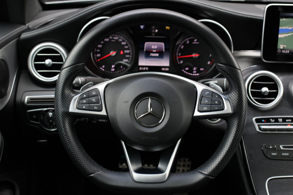 Mercedes-Benz C-Klasse Coupé 180 AMG *Pano*Camera*Magno kleur*Multibeam* Mercedes-Benz C-Klasse Coupé 180 AMG *Pano*Camera*Magno kleur*Multibeam*