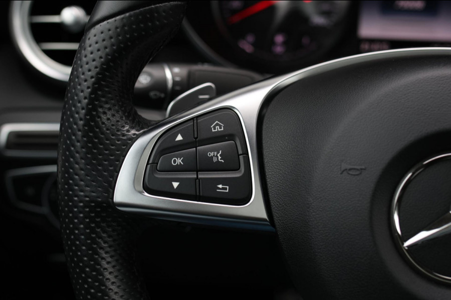 Mercedes-Benz C-Klasse Coupé 180 AMG *Pano*Camera*Magno kleur*Multibeam* Mercedes-Benz C-Klasse Coupé 180 AMG *Pano*Camera*Magno kleur*Multibeam*