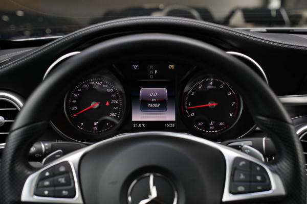 Mercedes-Benz C-Klasse Coupé 180 AMG *Pano*Camera*Magno kleur*Multibeam* Mercedes-Benz C-Klasse Coupé 180 AMG *Pano*Camera*Magno kleur*Multibeam*