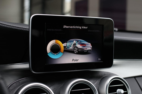 Mercedes-Benz C-Klasse Coupé 180 AMG *Pano*Camera*Magno kleur*Multibeam* Mercedes-Benz C-Klasse Coupé 180 AMG *Pano*Camera*Magno kleur*Multibeam*