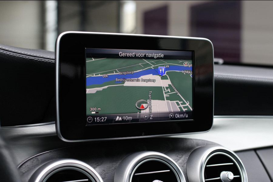 Mercedes-Benz C-Klasse Coupé 180 AMG *Pano*Camera*Magno kleur*Multibeam* Mercedes-Benz C-Klasse Coupé 180 AMG *Pano*Camera*Magno kleur*Multibeam*