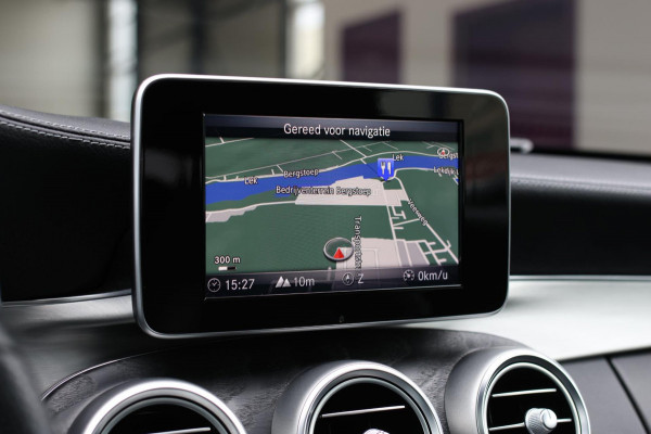 Mercedes-Benz C-Klasse Coupé 180 AMG *Pano*Camera*Magno kleur*Multibeam* Mercedes-Benz C-Klasse Coupé 180 AMG *Pano*Camera*Magno kleur*Multibeam*