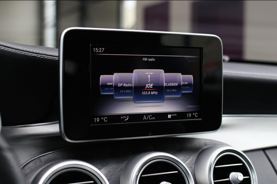 Mercedes-Benz C-Klasse Coupé 180 AMG *Pano*Camera*Magno kleur*Multibeam* Mercedes-Benz C-Klasse Coupé 180 AMG *Pano*Camera*Magno kleur*Multibeam*