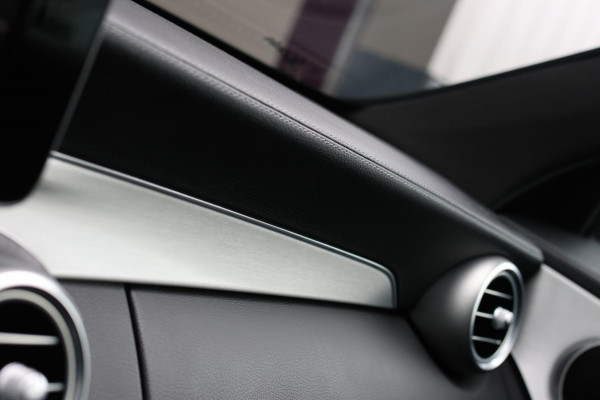 Mercedes-Benz C-Klasse Coupé 180 AMG *Pano*Camera*Magno kleur*Multibeam* Mercedes-Benz C-Klasse Coupé 180 AMG *Pano*Camera*Magno kleur*Multibeam*