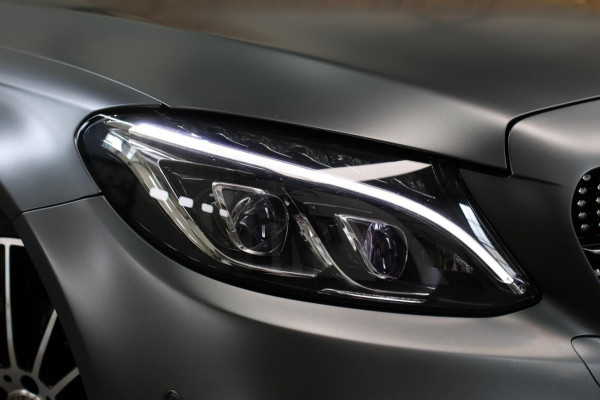 Mercedes-Benz C-Klasse Coupé 180 AMG *Pano*Camera*Magno kleur*Multibeam* Mercedes-Benz C-Klasse Coupé 180 AMG *Pano*Camera*Magno kleur*Multibeam*