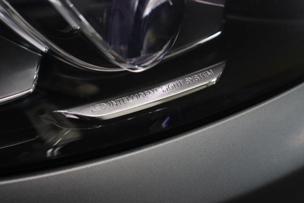 Mercedes-Benz C-Klasse Coupé 180 AMG *Pano*Camera*Magno kleur*Multibeam* Mercedes-Benz C-Klasse Coupé 180 AMG *Pano*Camera*Magno kleur*Multibeam*