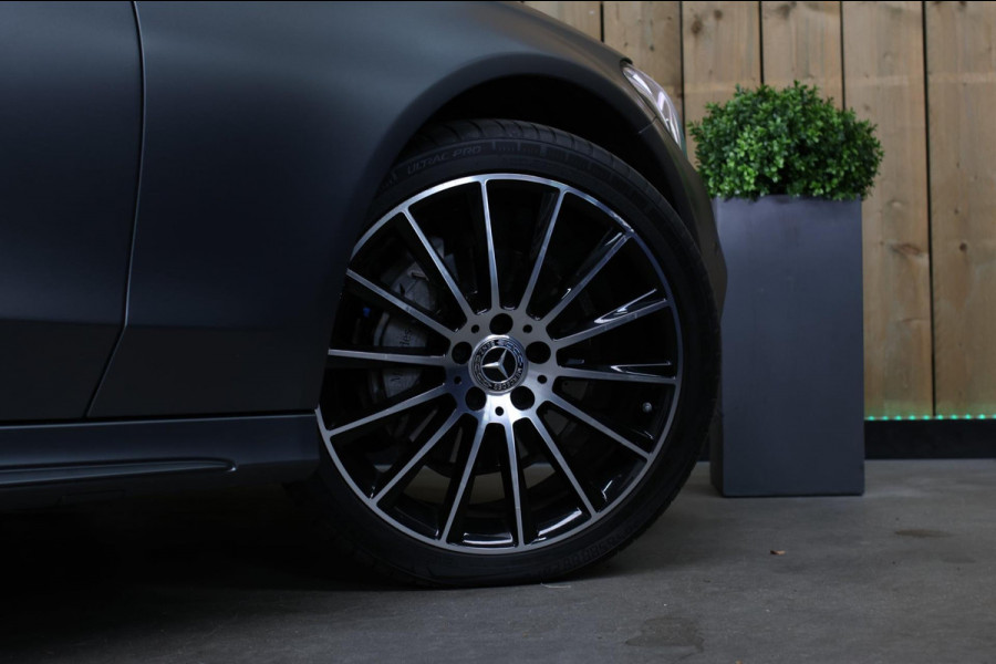 Mercedes-Benz C-Klasse Coupé 180 AMG *Pano*Camera*Magno kleur*Multibeam* Mercedes-Benz C-Klasse Coupé 180 AMG *Pano*Camera*Magno kleur*Multibeam*