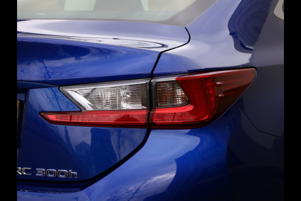 Lexus RC 300h F SPORT Line | Mark Levinson | Stoelventilatie | Safety Pac Lexus RC 300h F SPORT Line | Mark Levinson | Stoelventilatie | Safety Pac