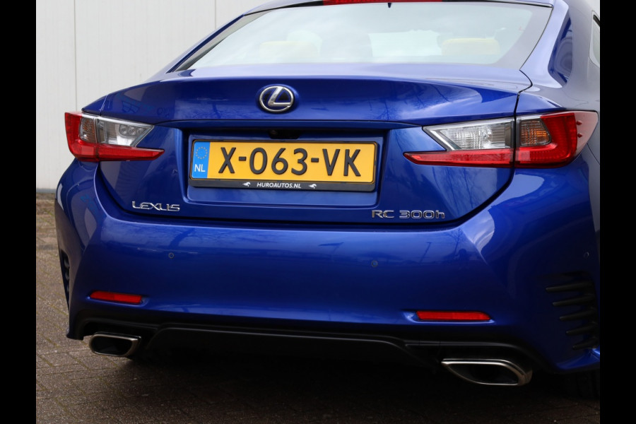 Lexus RC 300h F SPORT Line | Mark Levinson | Stoelventilatie | Safety Pac Lexus RC 300h F SPORT Line | Mark Levinson | Stoelventilatie | Safety Pac