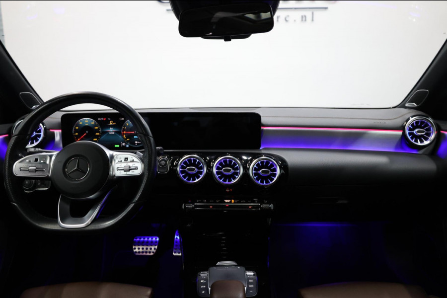 Mercedes-Benz A-Klasse 250 e AMG Line LED/SFEER/PANORAMADAK/LEER+S.VERWARMING+MEMORY/19"LMV/360 CAM/LINE/ACC/ECC/12 MDN GARANTIE!