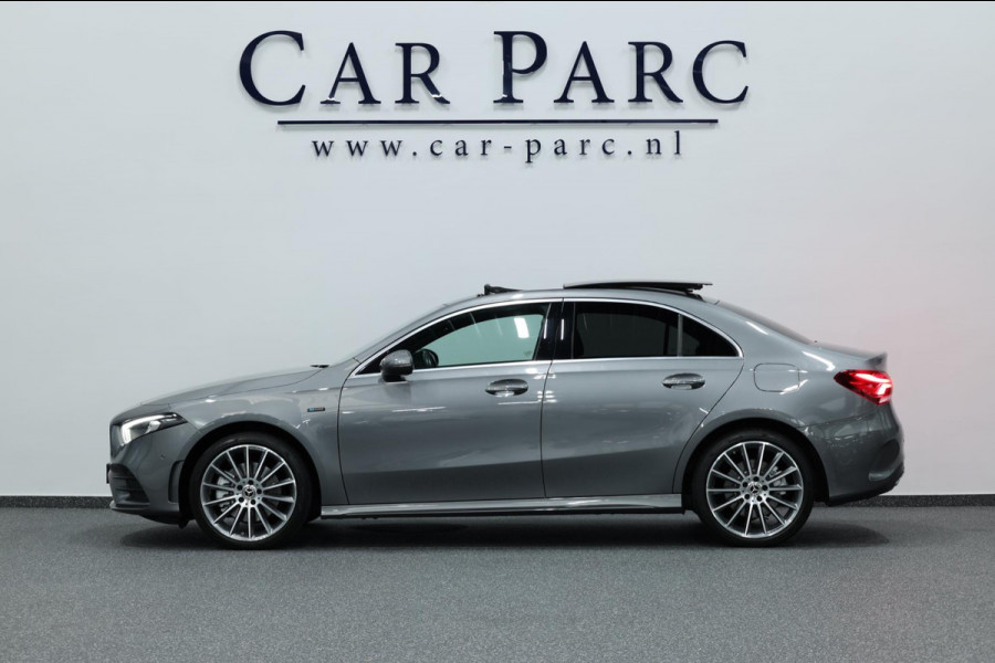 Mercedes-Benz A-Klasse 250 e AMG Line LED/SFEER/PANORAMADAK/LEER+S.VERWARMING+MEMORY/19"LMV/360 CAM/LINE/ACC/ECC/12 MDN GARANTIE!