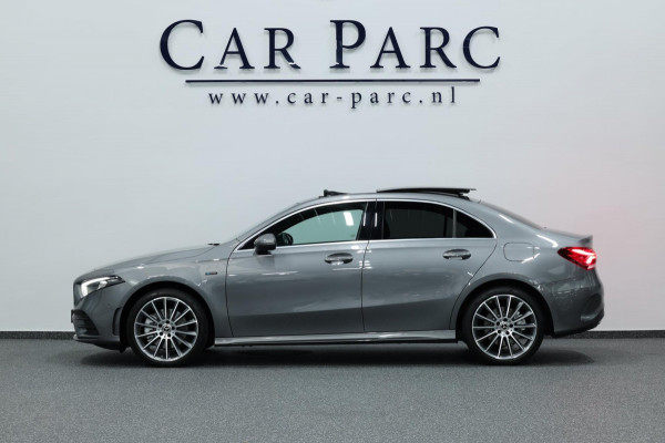 Mercedes-Benz A-Klasse 250 e AMG Line LED/SFEER/PANORAMADAK/LEER+S.VERWARMING+MEMORY/19"LMV/360 CAM/LINE/ACC/ECC/12 MDN GARANTIE!