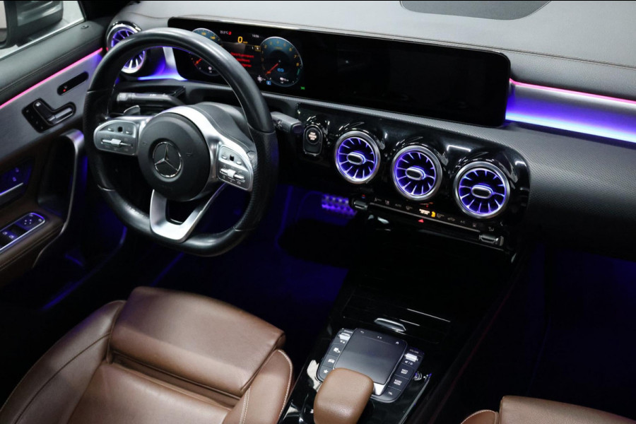 Mercedes-Benz A-Klasse 250 e AMG Line LED/SFEER/PANORAMADAK/LEER+S.VERWARMING+MEMORY/19"LMV/360 CAM/LINE/ACC/ECC/12 MDN GARANTIE!