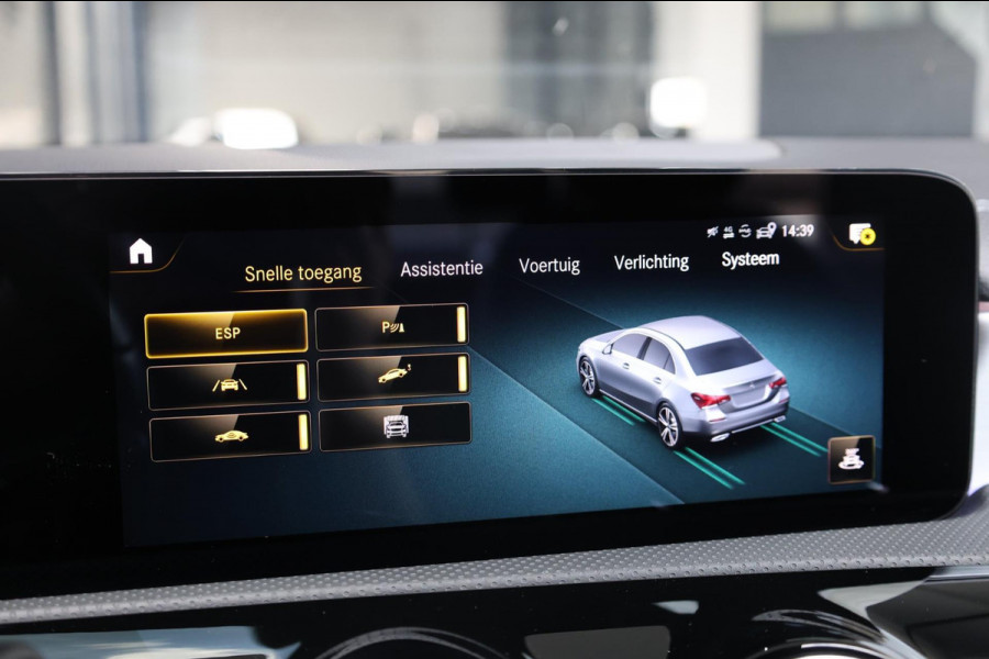 Mercedes-Benz A-Klasse 250 e AMG Line LED/SFEER/PANORAMADAK/LEER+S.VERWARMING+MEMORY/19"LMV/360 CAM/LINE/ACC/ECC/12 MDN GARANTIE!